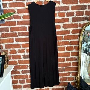 🖤 H&M Basics Black Sleeveless Midi Dress